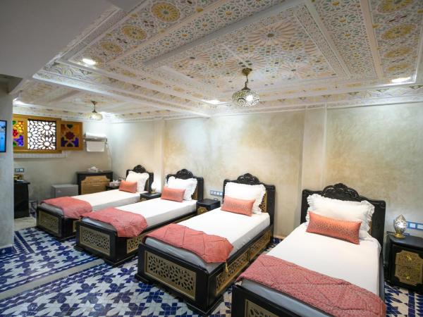 Hotel & Ryad DALILA : photo 1 de la chambre chambre quadruple classique