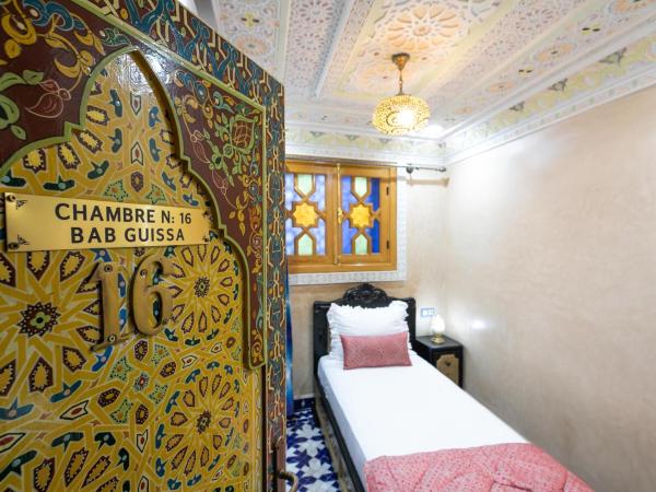 Hotel & Ryad DALILA : photo 2 de la chambre chambre simple deluxe