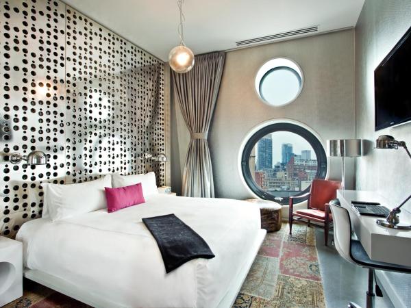 Dream Downtown, by Hyatt : photo 1 de la chambre chambre lit king-size - vue sur piscine 