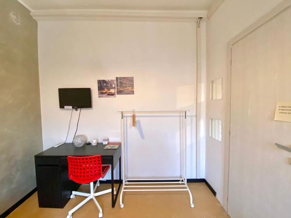 Maison Sarraj Affittacamere : photo 5 de la chambre chambre simple avec salle de bains privative