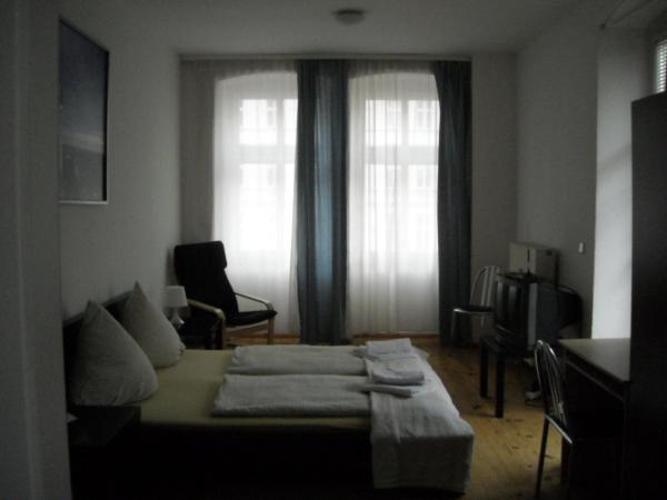 Pension Mitte : photo 10 de la chambre chambre double