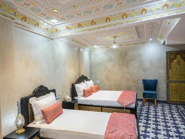 Hotel & Ryad DALILA : photo 3 de la chambre chambre familiale deluxe