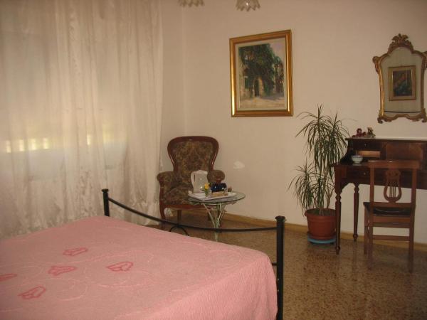 B&B Mare e Monti : photo 3 de la chambre chambre double avec salle de bains privative