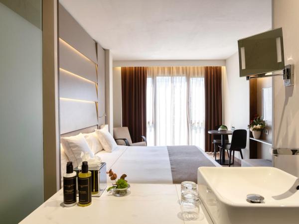 Hotel America Barcelona : photo 5 de la chambre chambre double supérieure
