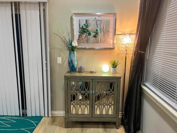 Beautiful Gated two story House : photo 2 de la chambre maison 3 chambres