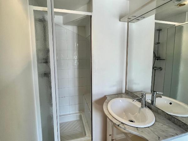 K.N.C.1601 : photo 6 de la chambre petite chambre simple