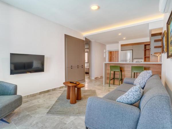 Olira Türkbükü Residences : photo 2 de la chambre appartement avec balcon