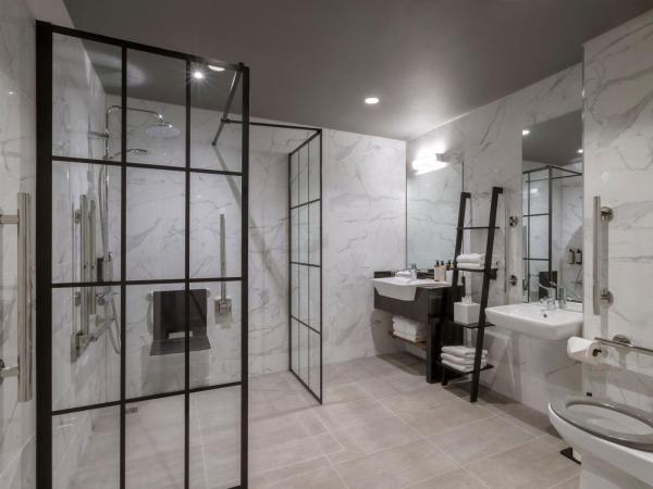 Hyatt Centric The Liberties Dublin : photo 2 de la chambre suite lit king-size