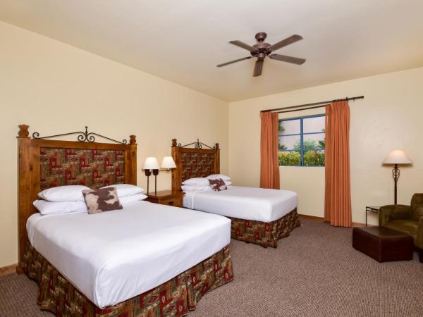 Lodge On The Desert : photo 4 de la chambre chambre avec 2 grands lits queen-size