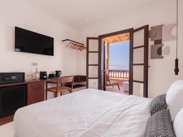 Akre Hotel : photo 3 de la chambre suite junior - vue sur mer