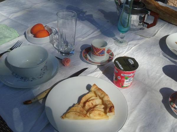 chambre dans maison avec piscine et cuisine : photo 3 de la chambre chambre double avec salle de bains privative