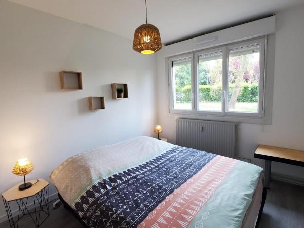 Sweet appartement entier Metz Sablon Gare 75 m2 : photo 2 de la chambre studio familial