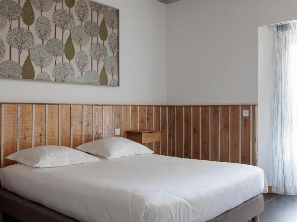 Cit'Hotel Le Relais du Boisniard : photo 1 de la chambre chambre quadruple avec douche