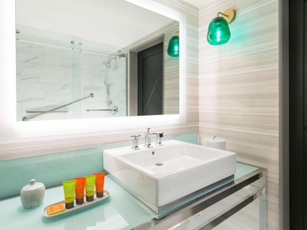 The Burgess Hotel, Atlanta, a Tribute Portfolio Hotel : photo 2 de la chambre chambre lit king-size standard