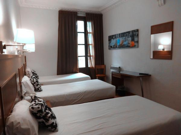 Hotel Lloret Ramblas : photo 8 de la chambre chambre quadruple classique