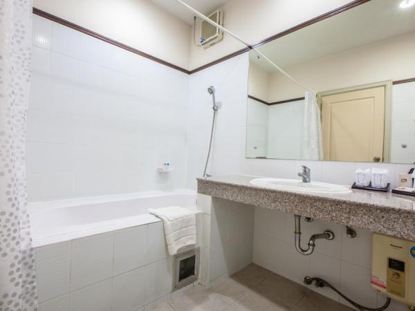 Baiyoke Ciao Hotel : photo 8 de la chambre studio double