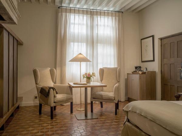 Baumanière - Les Baux de Provence : photo 2 de la chambre chambre deluxe