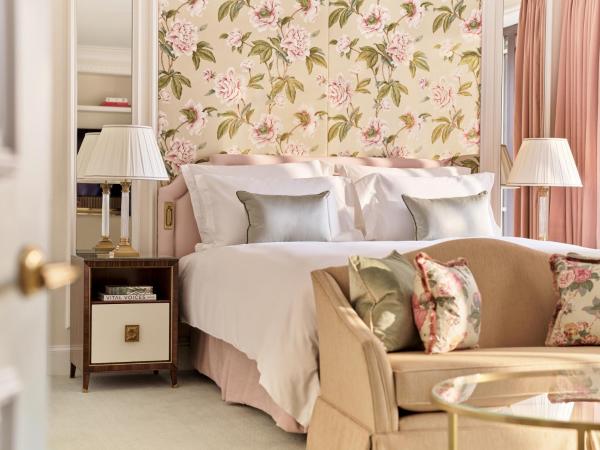 The Dorchester - Dorchester Collection : photo 5 de la chambre chambre lit king-size exécutive