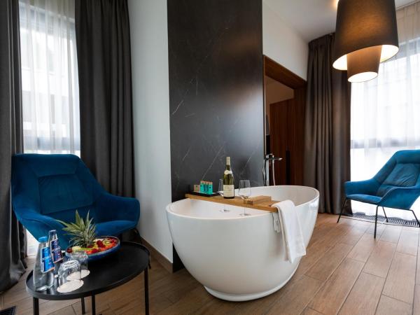 Garden Square Hotel : photo 9 de la chambre suite junior