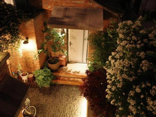 Suzhou Houlishenghuo Guesthouse : photo 9 de la chambre chambre lits jumeaux avec douche