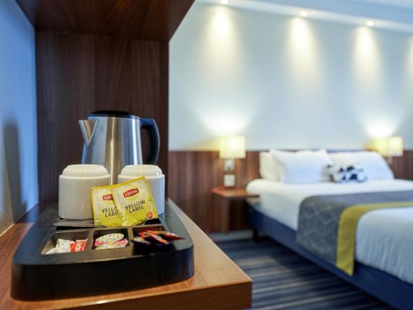 Holiday Inn Express Strasbourg Centre by IHG : photo 3 de la chambre chambre lit queen-size standard avec canapé-lit - non-fumeurs
