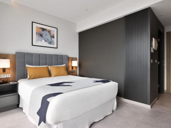 Riu Plaza London Victoria : photo 3 de la chambre chambre lit queen-size de luxe