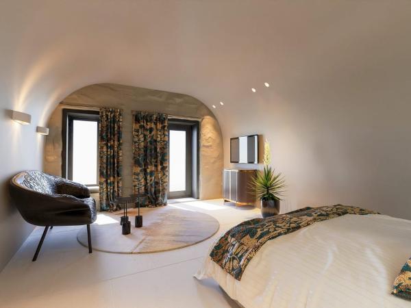Amazing Santorini Villa 1 Bedroom Villa Euphoria Private Pool Beautiful Sea Views Finikia : photo 3 de la chambre villa