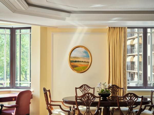 The Dorchester - Dorchester Collection : photo 5 de la chambre suite dorchester