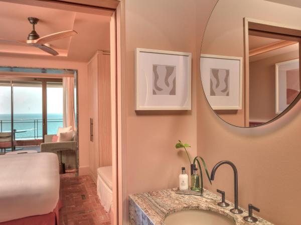 El Fuerte Marbella : photo 5 de la chambre chambre double avec salon - vue directe sur mer