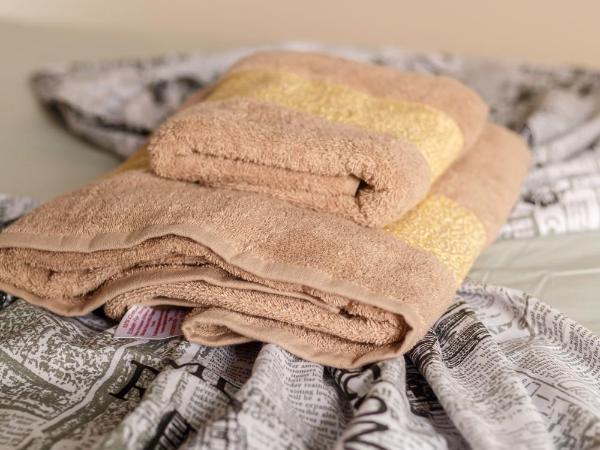 The Rina Hostel : photo 5 de la chambre chambre double - vue sur mer