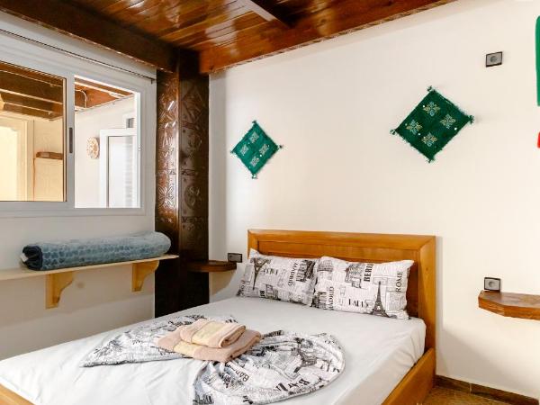 The Rina Hostel : photo 8 de la chambre chambre double Économique