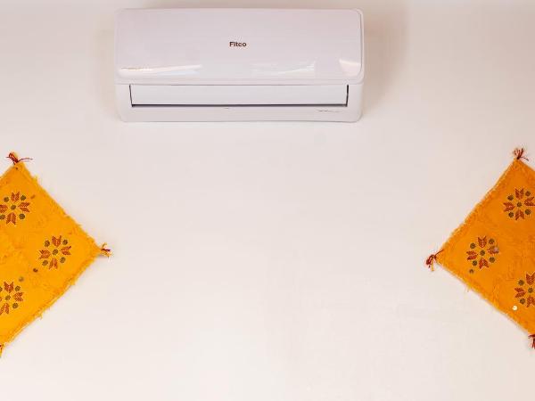 The Rina Hostel : photo 7 de la chambre chambre double - vue sur mer