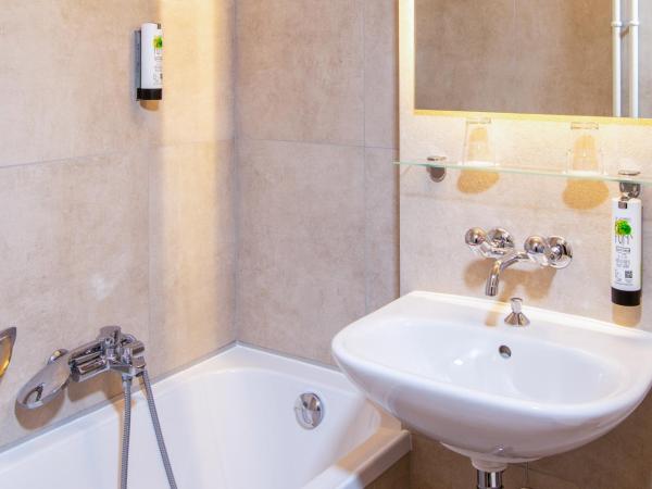 Drake Longchamp : photo 4 de la chambre chambre double premium avec kitchenette