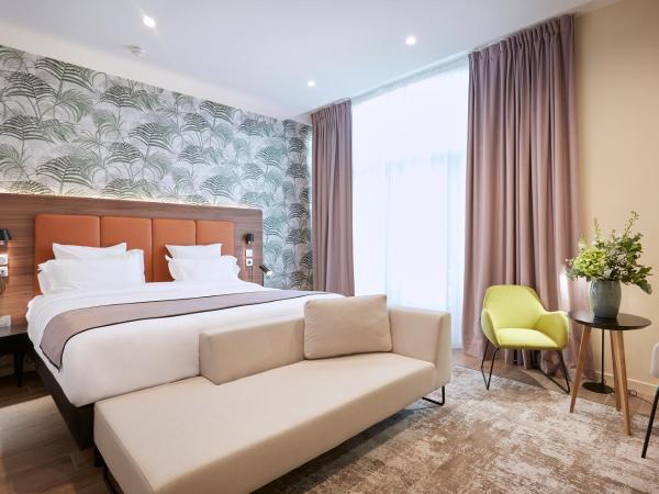 Quality Hotel Bordeaux Centre : photo 6 de la chambre chambre lit king-size supérieure