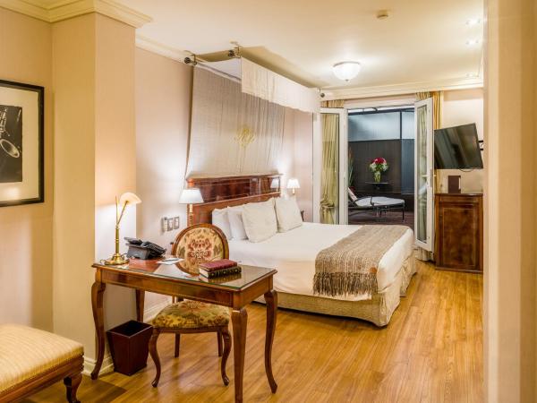 Melia Recoleta Plaza Hotel : photo 1 de la chambre chambre lit king-size de luxe