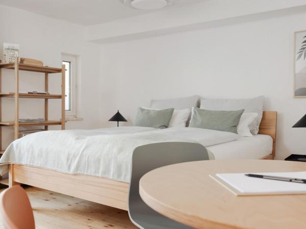 Das Grüne Haus - Boutique Apartments ecofriendly : photo 4 de la chambre appartement avec balcon