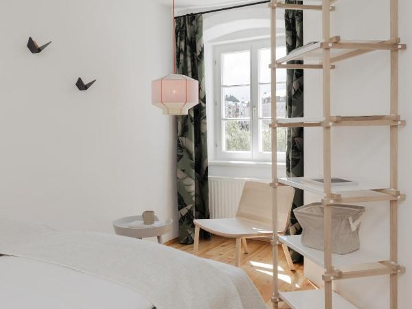 Das Grüne Haus - Boutique Apartments ecofriendly : photo 4 de la chambre chambre familiale - vue sur montagne