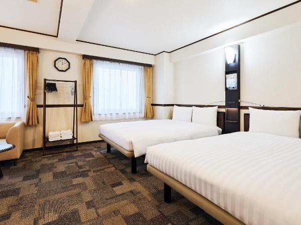 Toyoko Inn Osaka Tsuruhashi Ekimae : photo 1 de la chambre chambre lits jumeaux supérieure - non-fumeurs