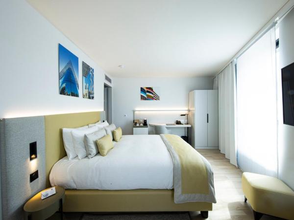 Crowne Plaza - Marseille Le Dôme : photo 7 de la chambre chambre standard lit queen-size