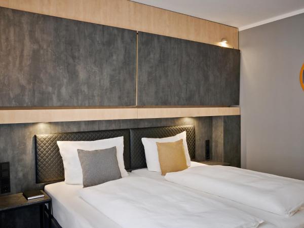 THE SCOTTY Hotel Hamburg : photo 4 de la chambre familienzimmer mit wand-klappbetten