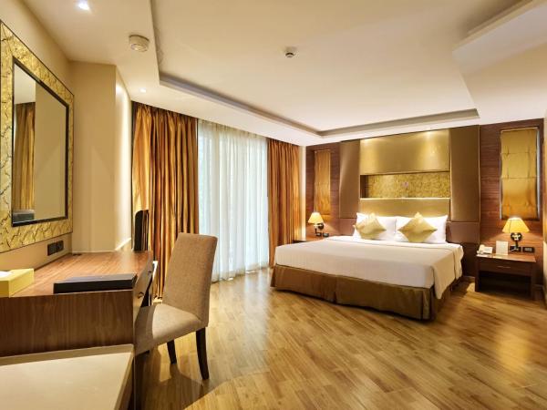 Nova Gold Hotel Pattaya : photo 5 de la chambre chambre king de luxe corner