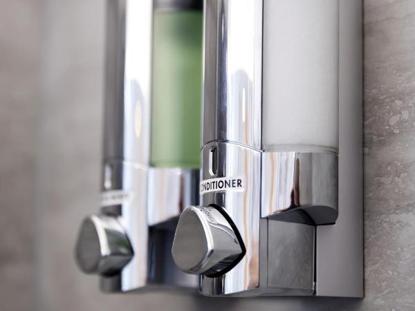 The Bar Convent Guest House : photo 4 de la chambre chambre familiale