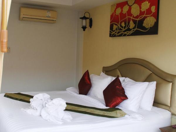 Luckswan Resort Chiang Rai - SHA Extra Plus : photo 3 de la chambre chambre lit queen-size avec balcon