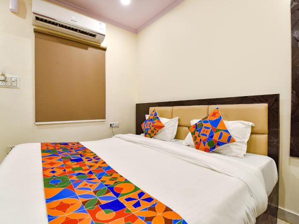 FabHotel Golden Leaf I : photo 3 de la chambre chambre deluxe