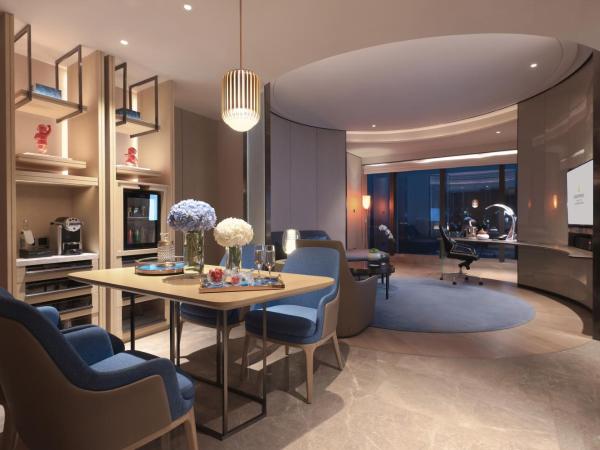 InterContinental Beijing Sanlitun, an IHG Hotel : photo 5 de la chambre ambassador suite with dining area - high floor