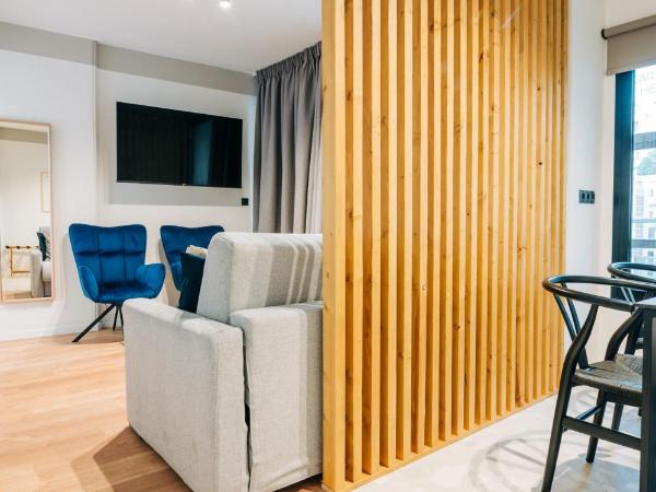 Athesense Suites : photo 6 de la chambre suite deluxe avec balcon - vue sur acropole