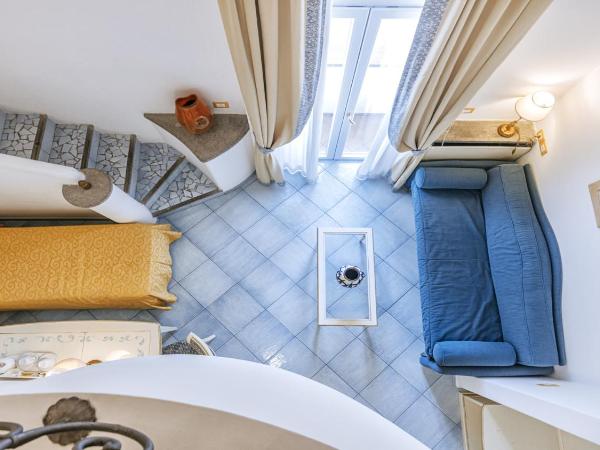 Hotel Nettuno : photo 2 de la chambre chambre familiale