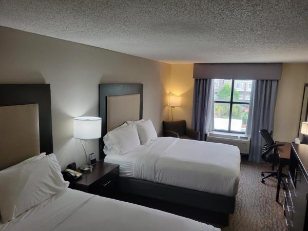 Holiday Inn Hotel Atlanta-Northlake, a Full Service Hotel : photo 1 de la chambre chambre standard