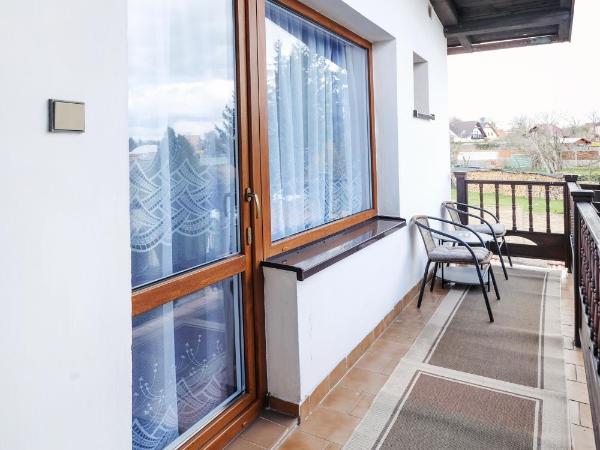 Pension Clara : photo 3 de la chambre chambre lits jumeaux avec balcon