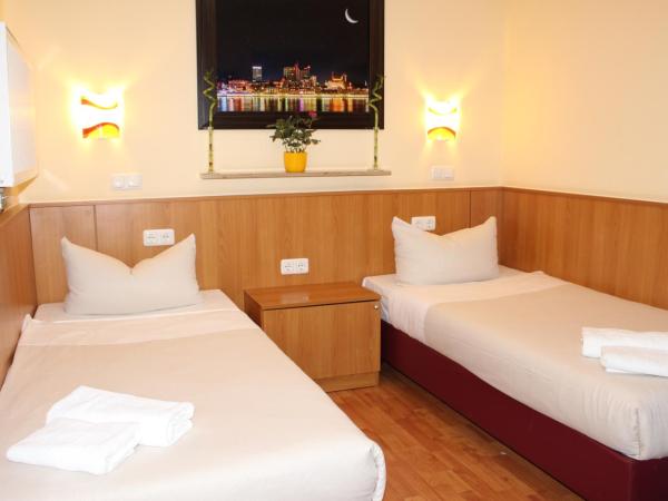 Altan Hotel : photo 6 de la chambre chambre double